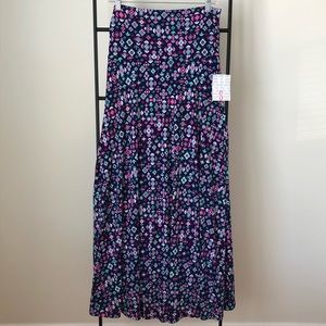 ***NWT Lularoe LLR Small Maxi Skirt***